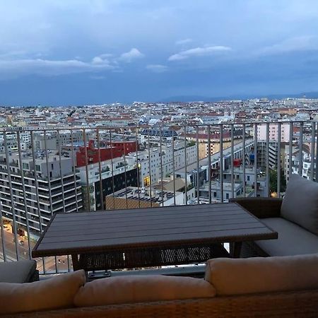 Stunning View Over Vienna In City Center Apartment Exterior foto