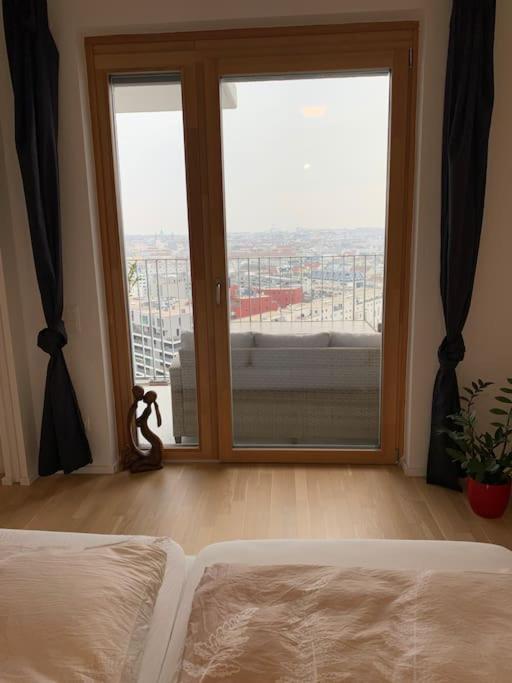 Stunning View Over Vienna In City Center Apartment Exterior foto